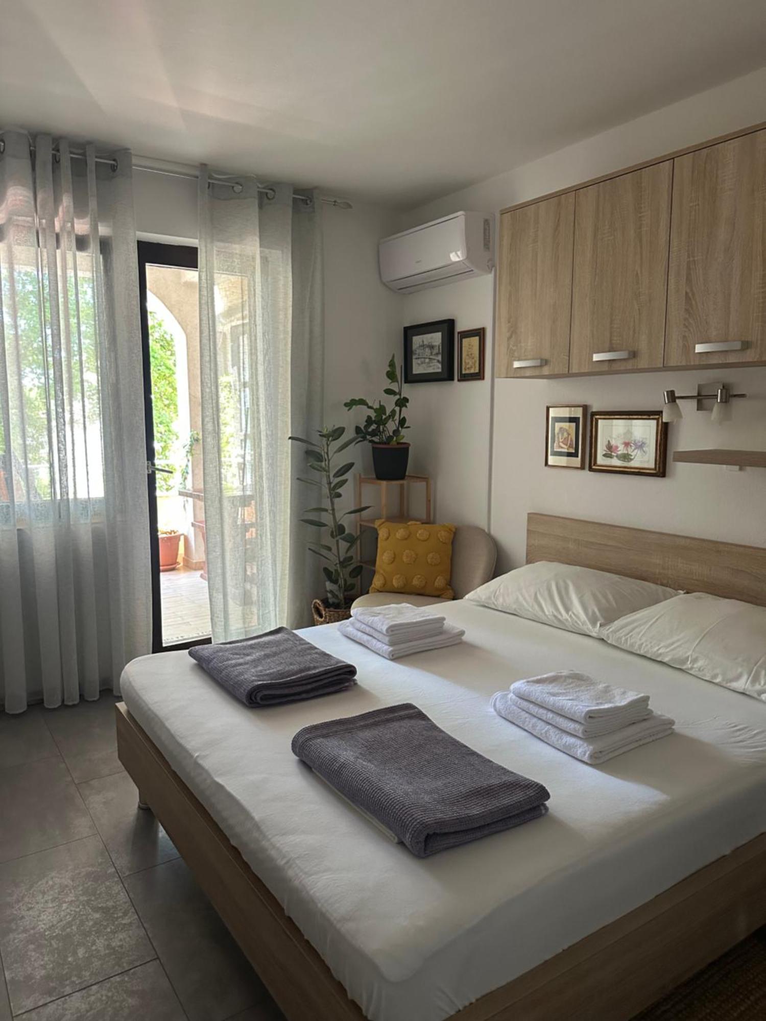 Studio Apartman Stefanija Selce Buitenkant foto